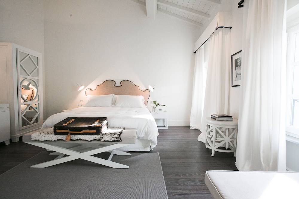 Hall Suites 1