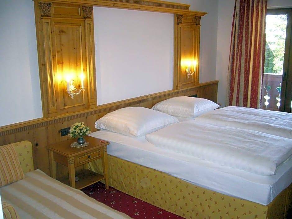 Alpenhotel Pfaffenwinkel 1