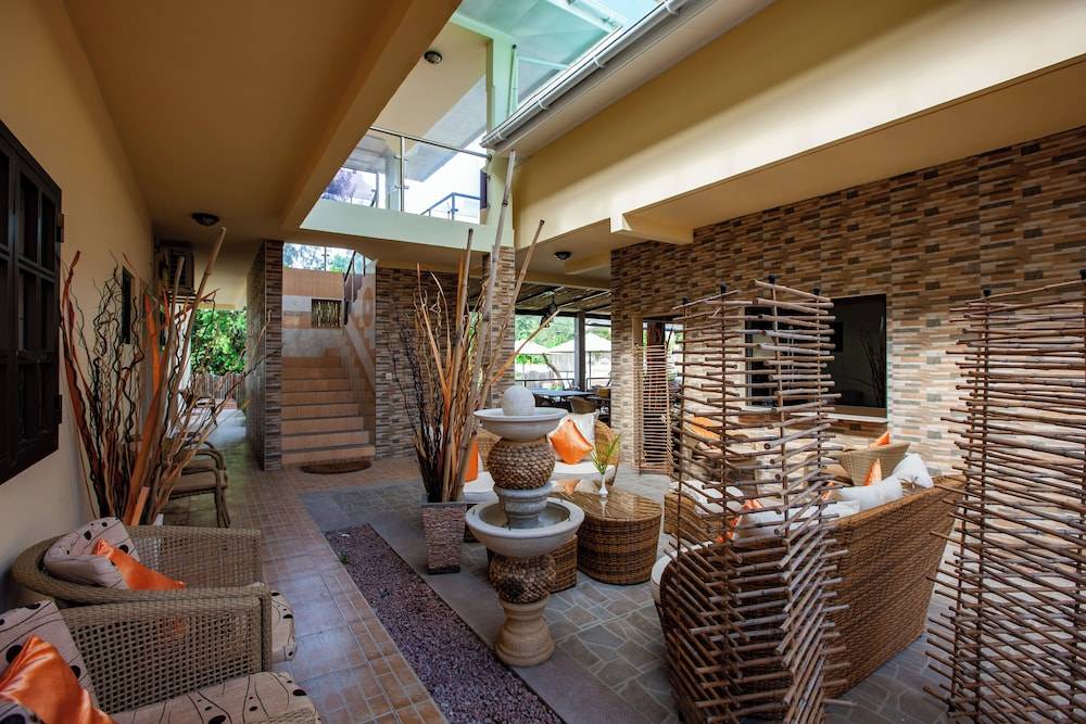 Chez Bea Luxury Villa 2