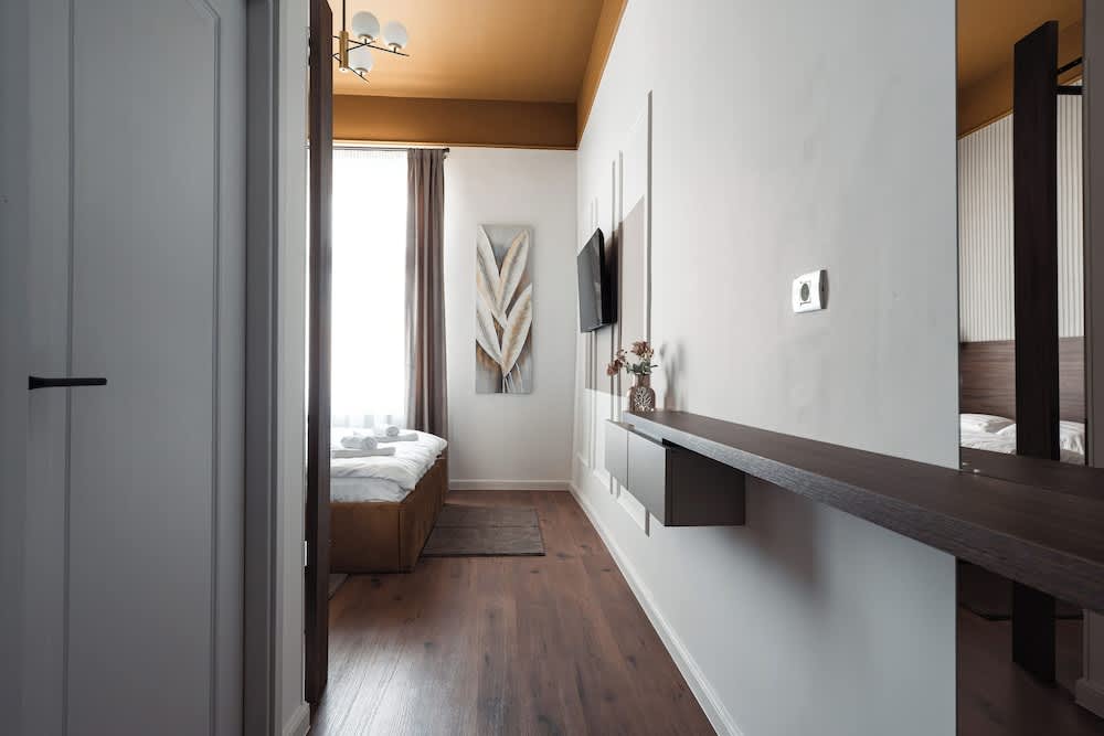 BOUL ROSU RESIDENCE free private parking 1