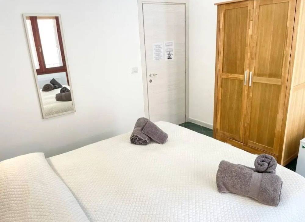 Big Fish Alghero Guesthouse 1