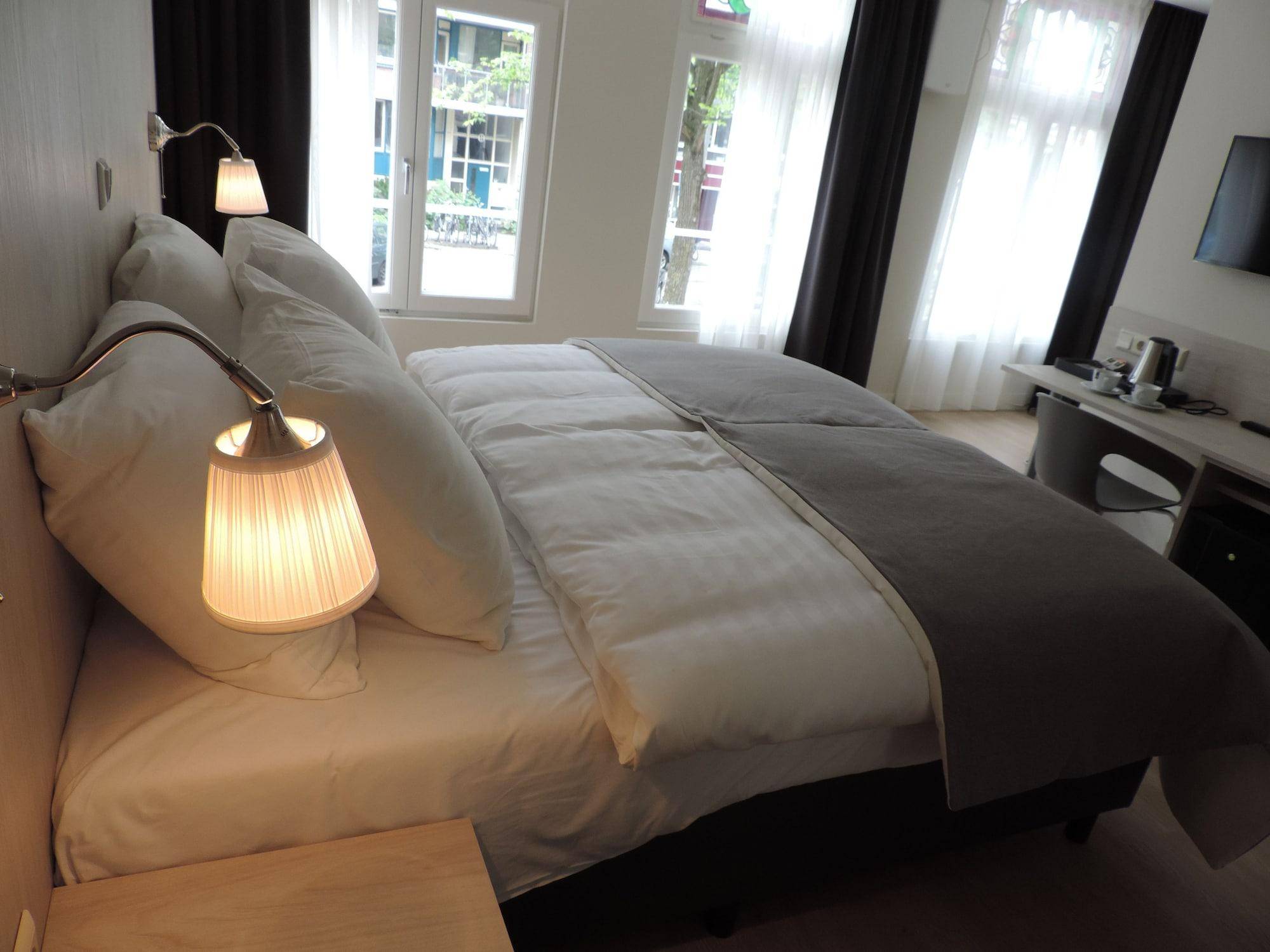Adam Suites Hotel 1