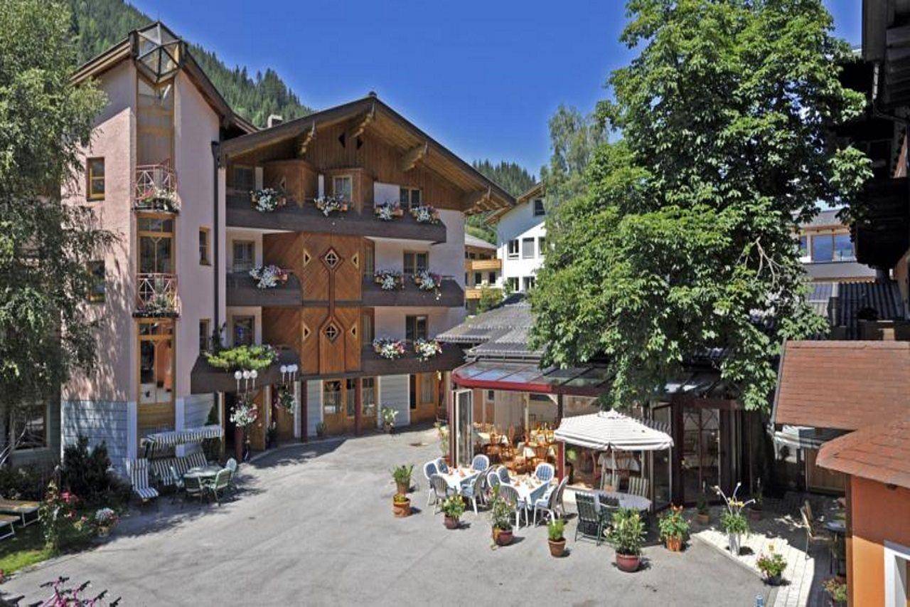 Hotel-Restaurant Schwaiger*** 1
