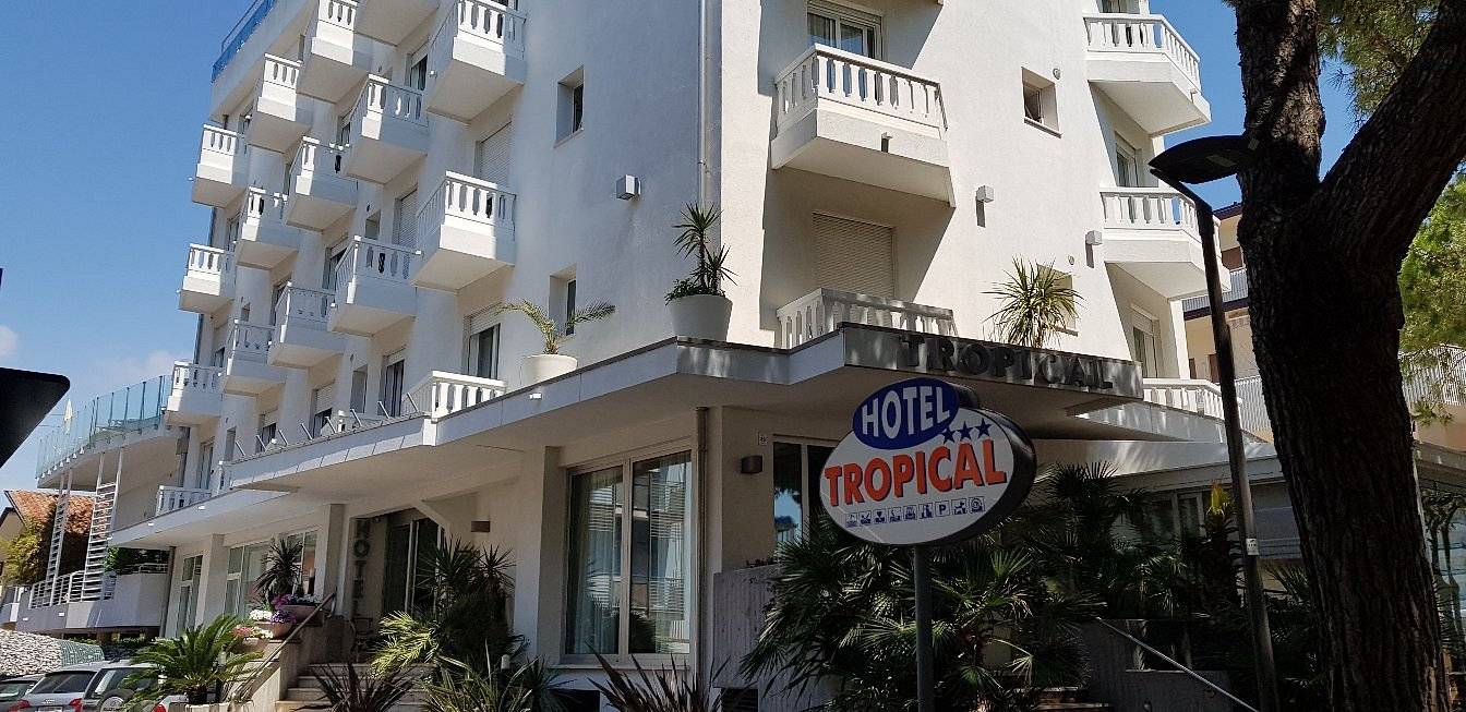 Hotel Tropical 1