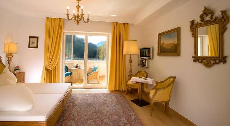 Schloss Hotel Fernsteinsee 2