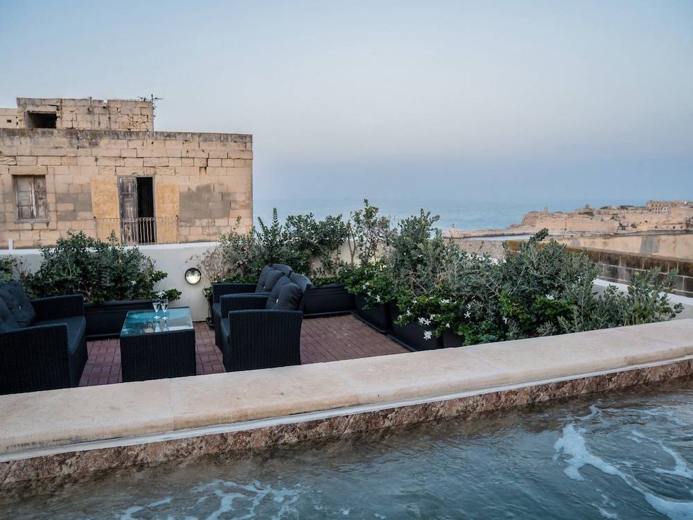Valletta Kursara Port View 1