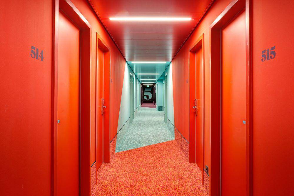 MEININGER Hotel Leipzig Hauptbahnhof 2