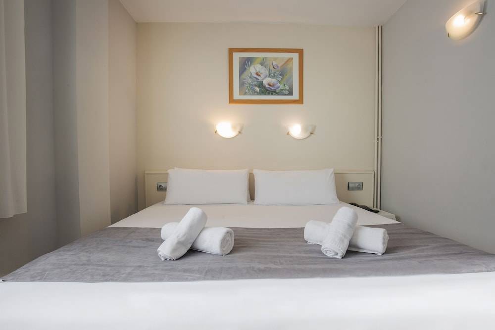 Hotel Camellot by Nexta 2