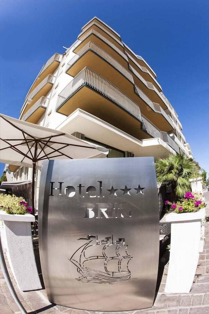 Hotel Brig 1