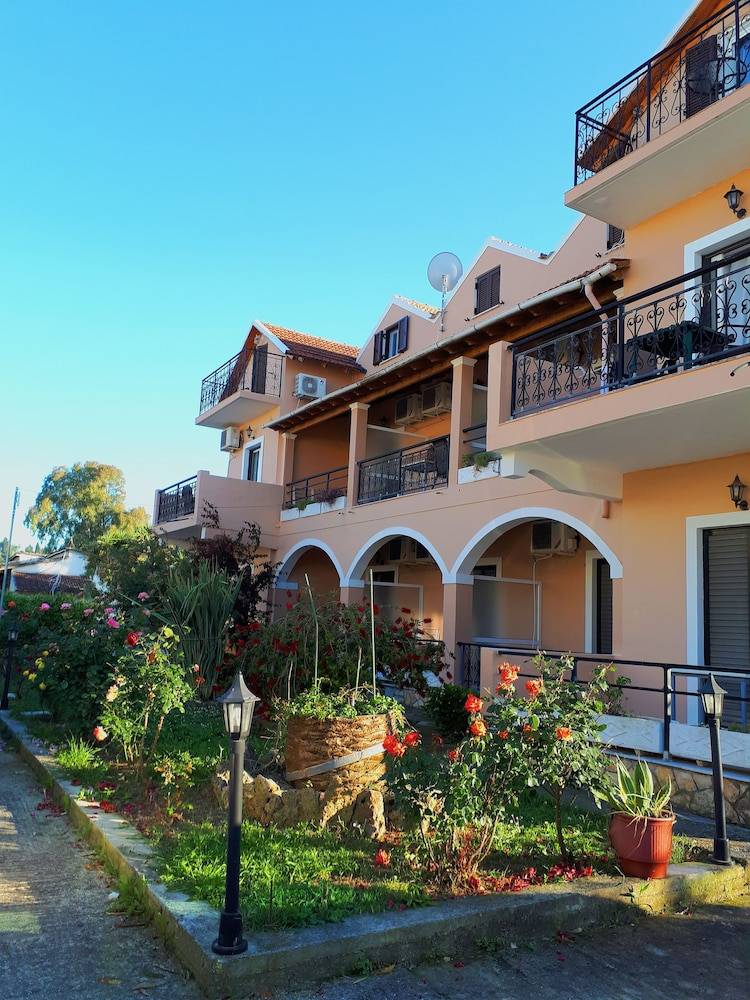 Antzela Apartments 1
