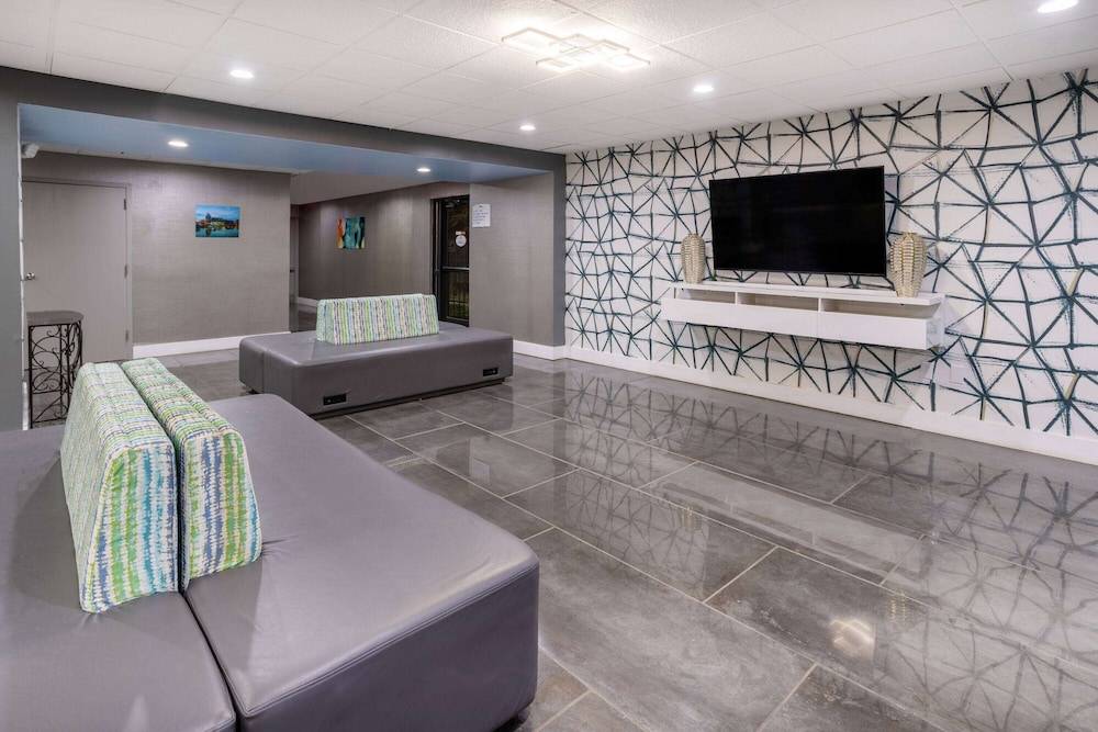 Baymont by Wyndham La Vergne Nashville I-24 East 2
