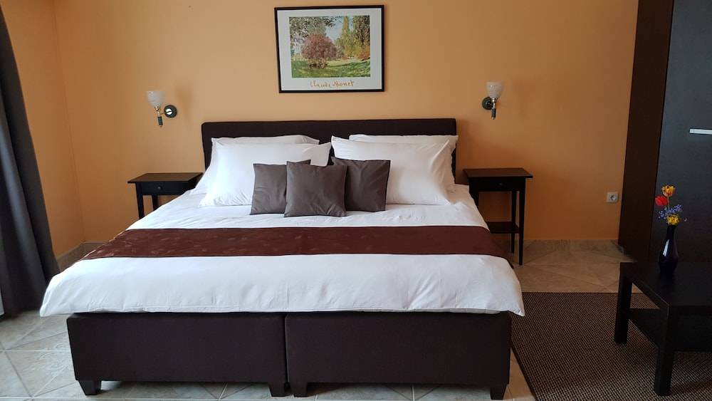 Joy Guesthouse 1