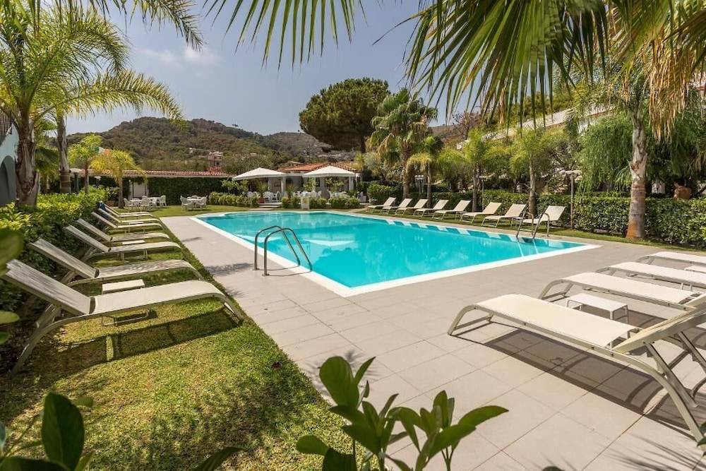 Baia Marticana Residence Hotel 1