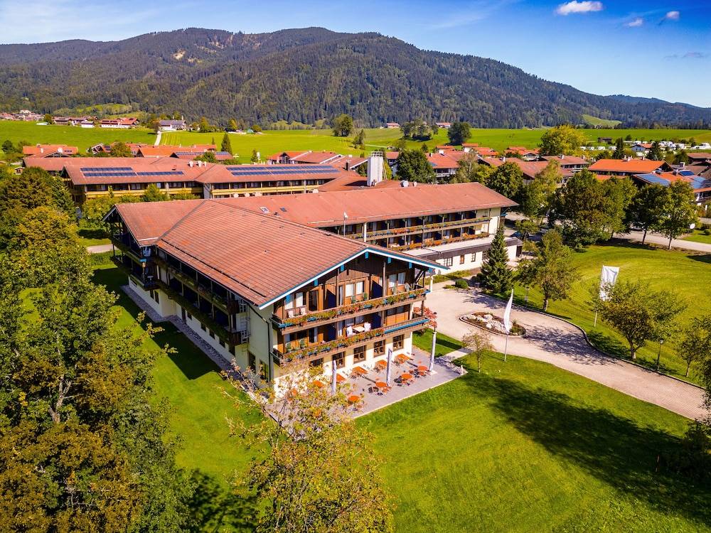 Das Wiesgauer - Alpenhotel Inzell 1