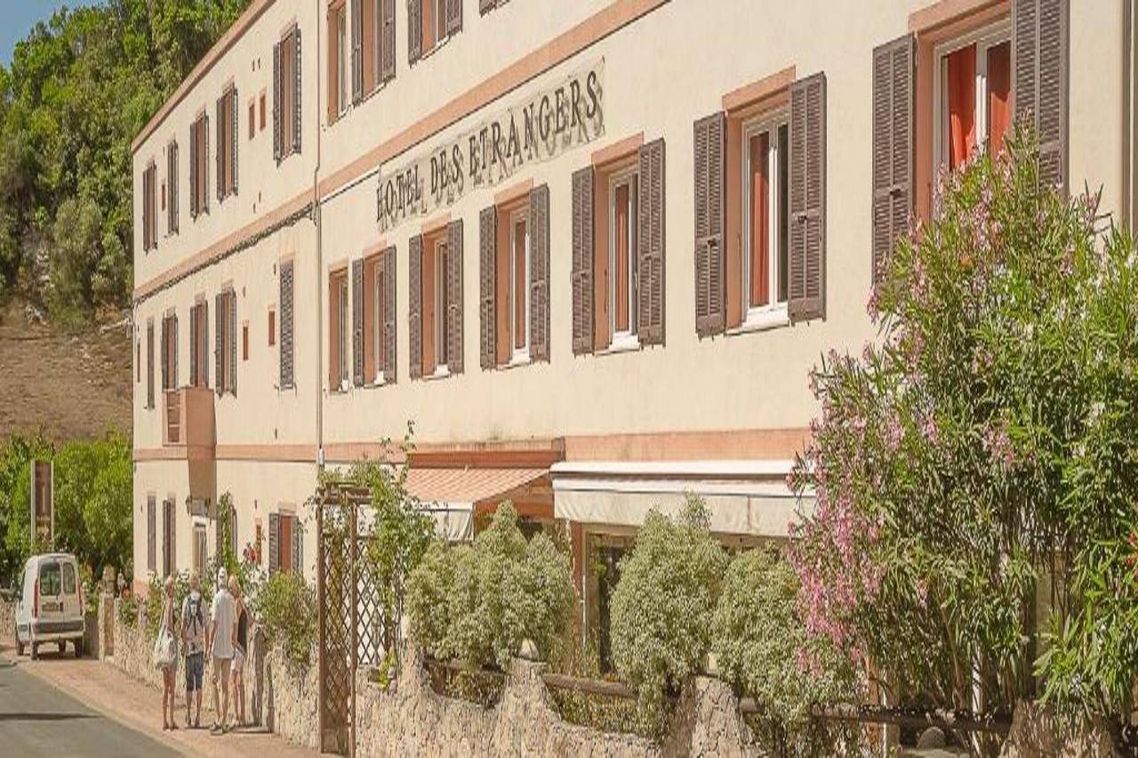 Hotel des Etrangers 2
