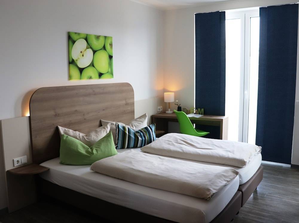 Hotel M24 - Alle Zimmer mit Küchenzeile & Self-CheckIn 1