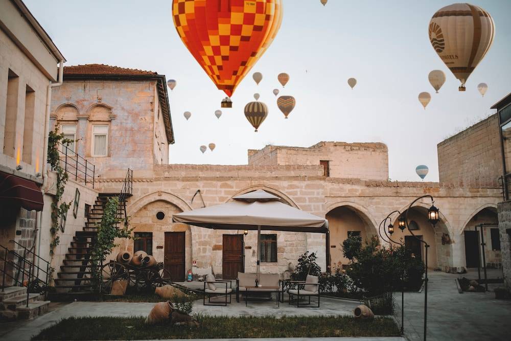 Çavuşin Cave House-Cappadocia 1