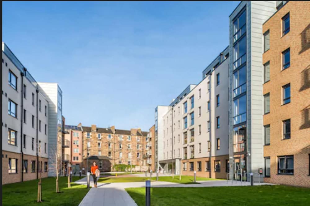 Destiny Student – Murano (Campus Accommodation) 1