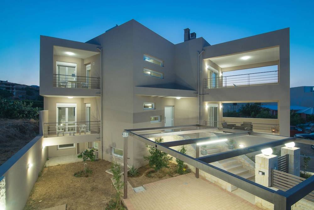 Gras Houses - Near to sandy beach 1