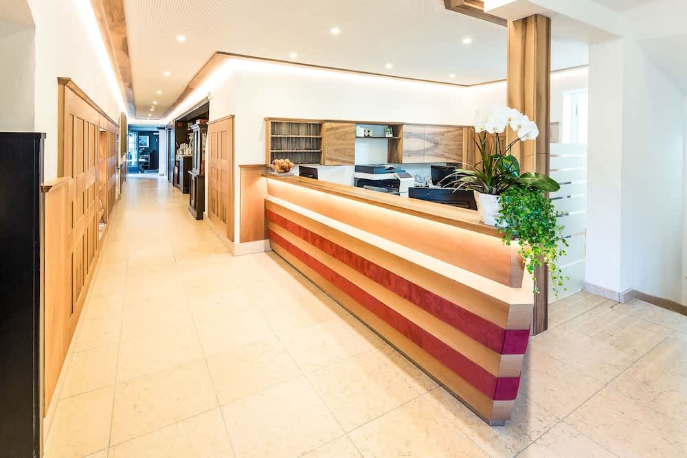 Hotel Haus am Hang 2