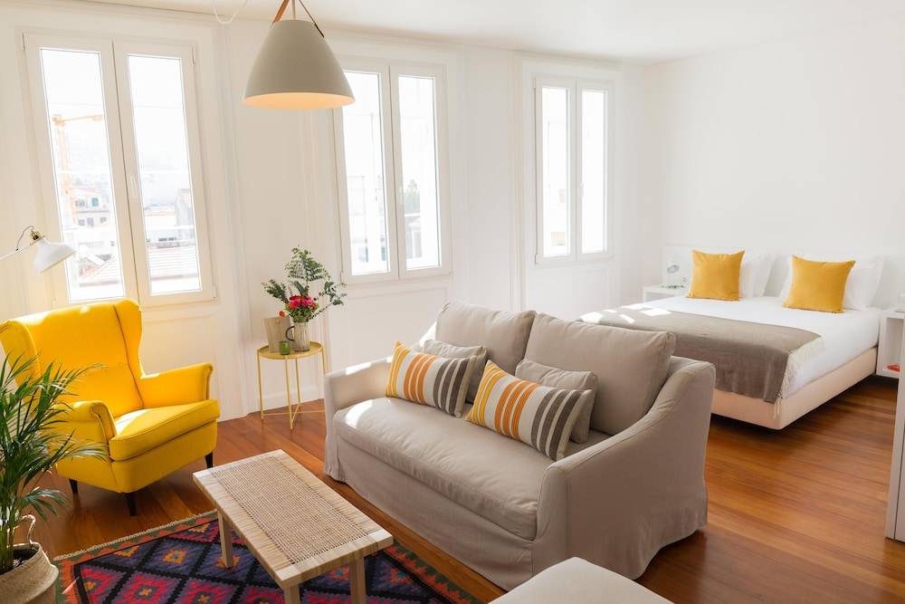 Apartamentos Praça Amarela by Heart of Funchal 1