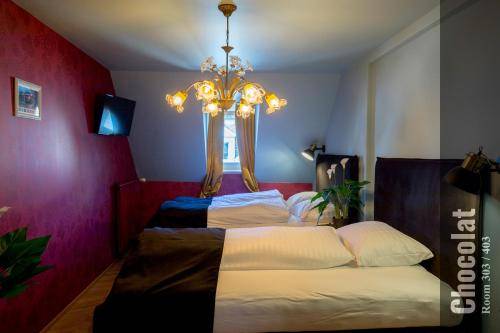 The Henry Self Check-In Guesthouse 2