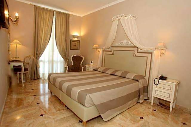 Hotel La Colonnina 2