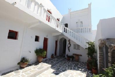 Alexandra Suites & Rooms - MYKONOS PORT 1