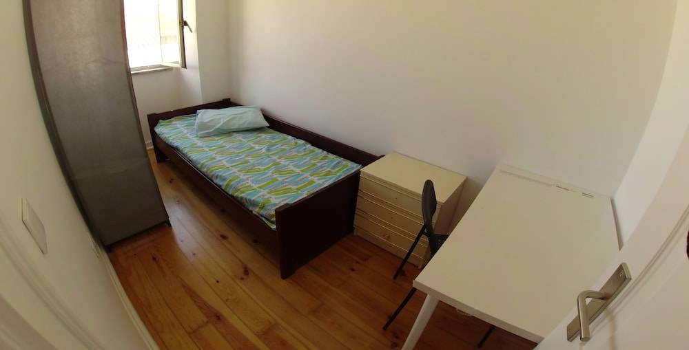 Lisbon Guesthouse 2