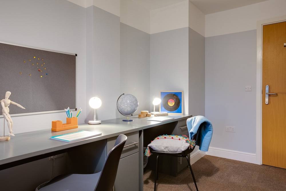 Griffith Rooms 2