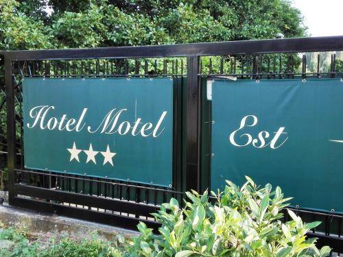 Hotel Motel Est 1