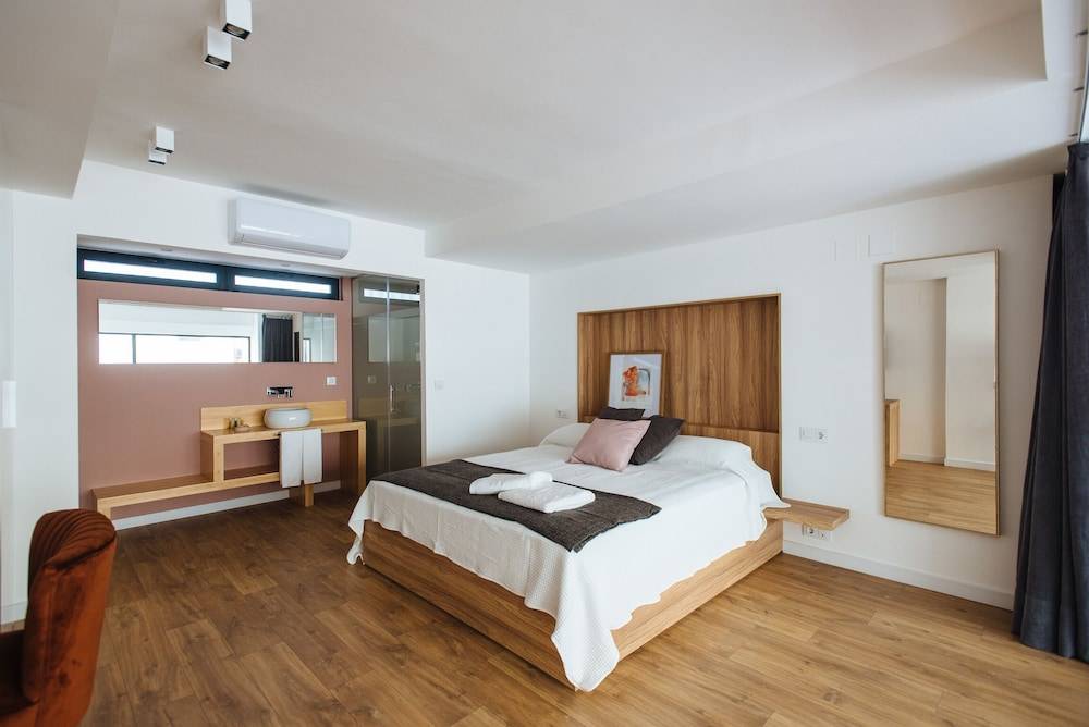 Magno Urban Suites Murillo Gardens 2