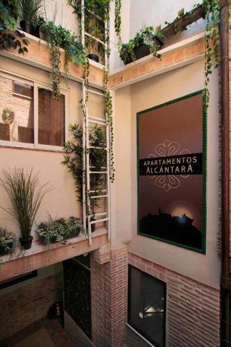 Apartamentos Alcantara 1