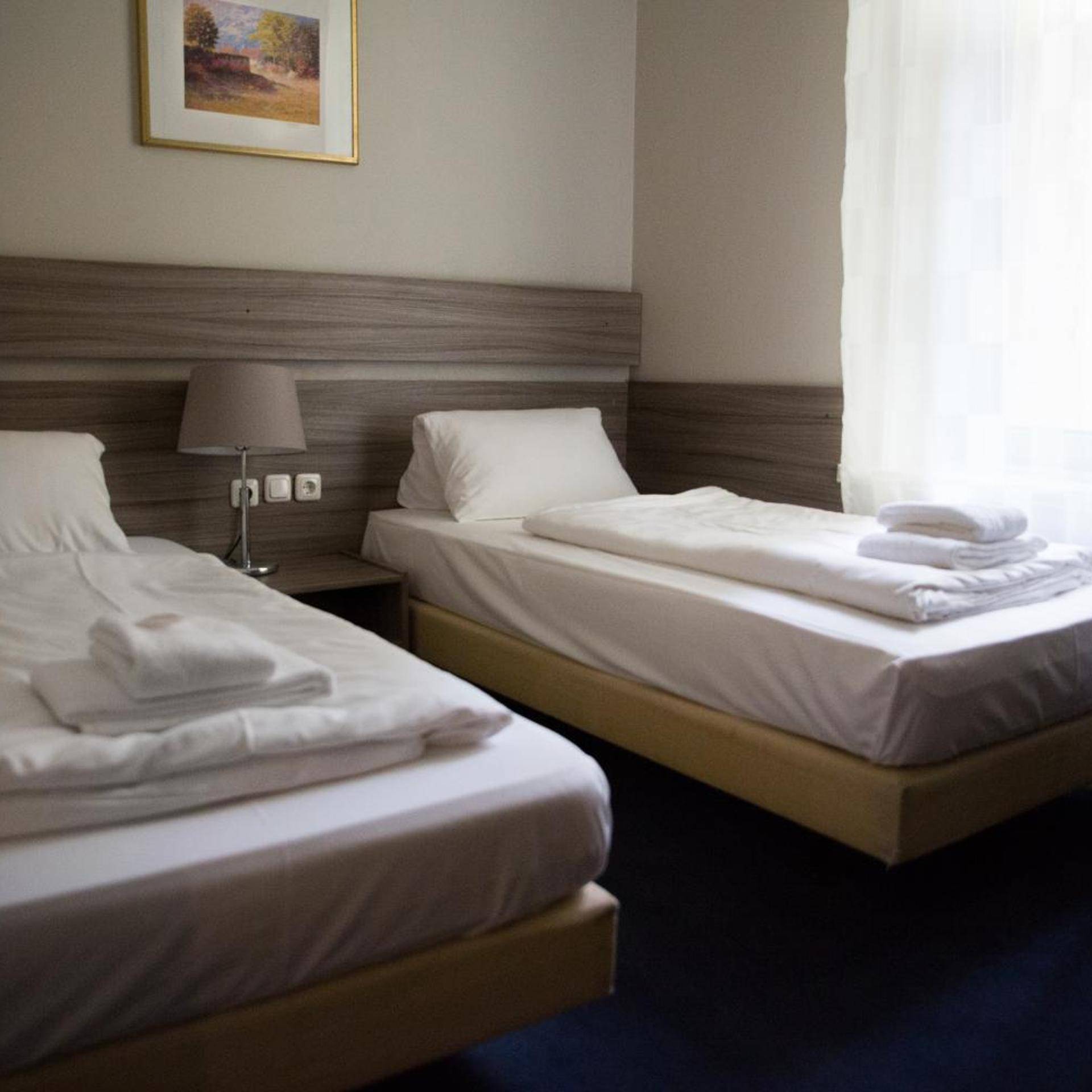 City Hotel - HEEFA OHG 2