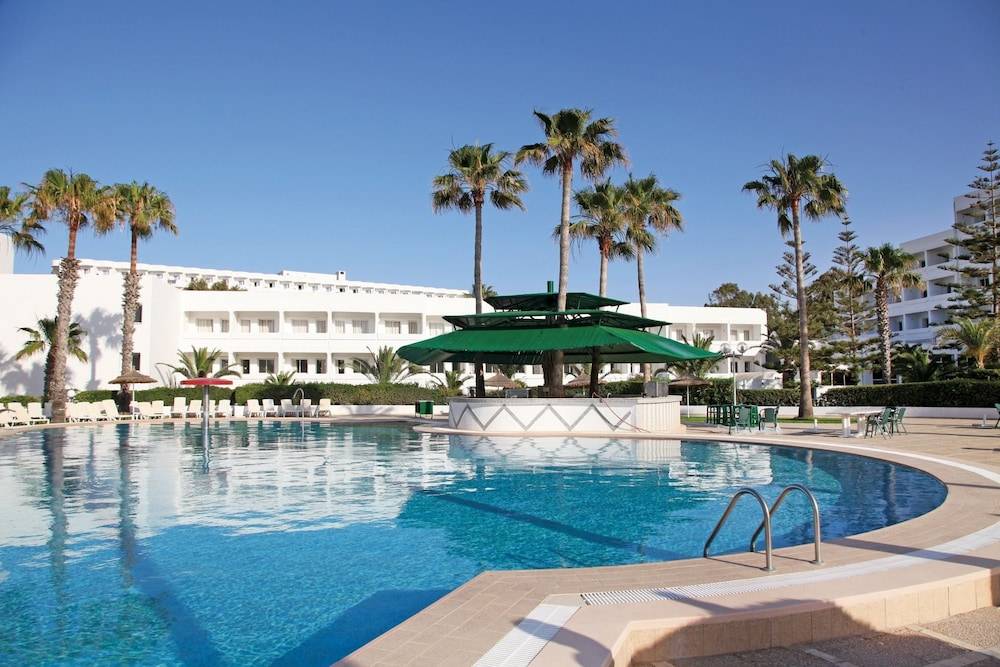Tropicana Family Club 2