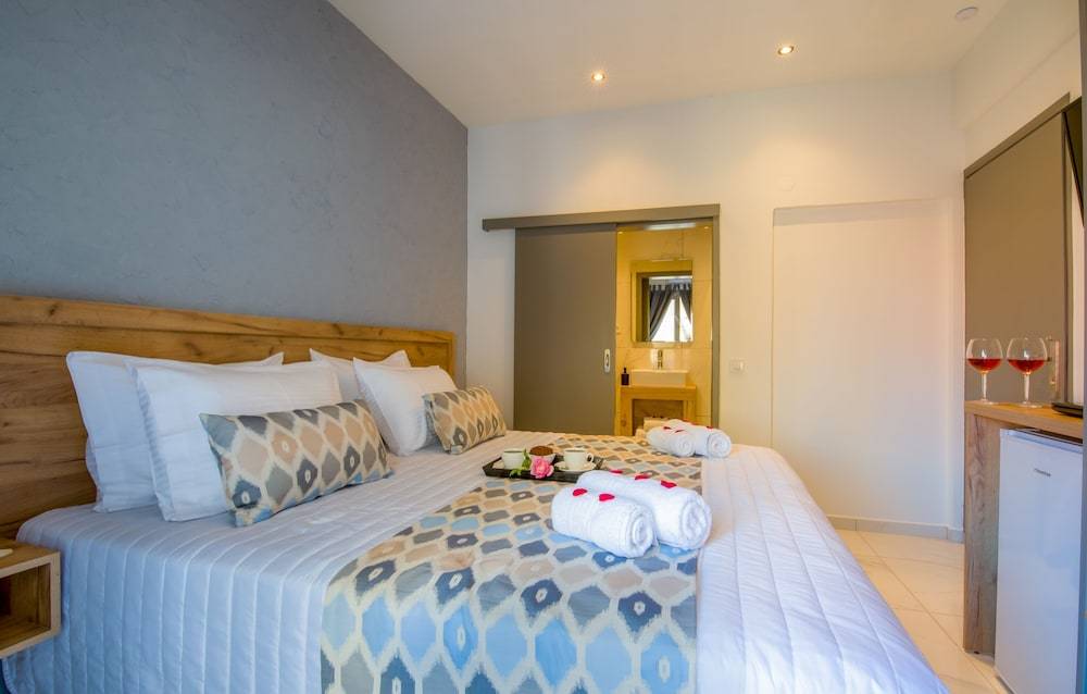 Linda Apartments Platanias 1