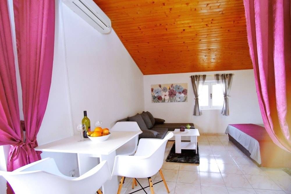 Apartmani Vera 2