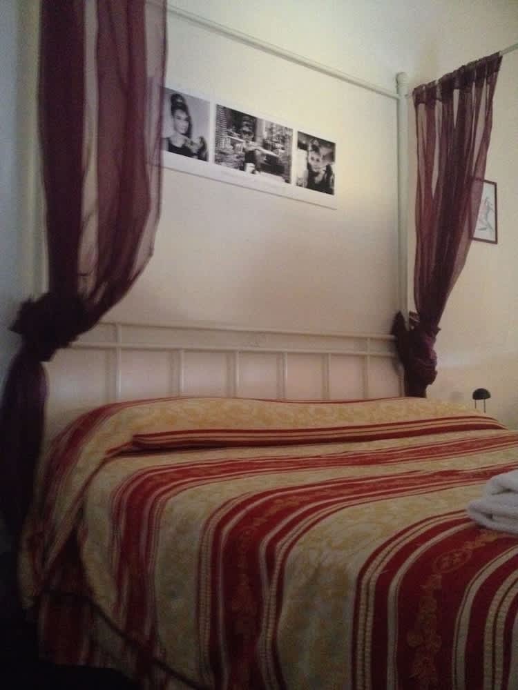 Romeo and Juliet Apartaments 1