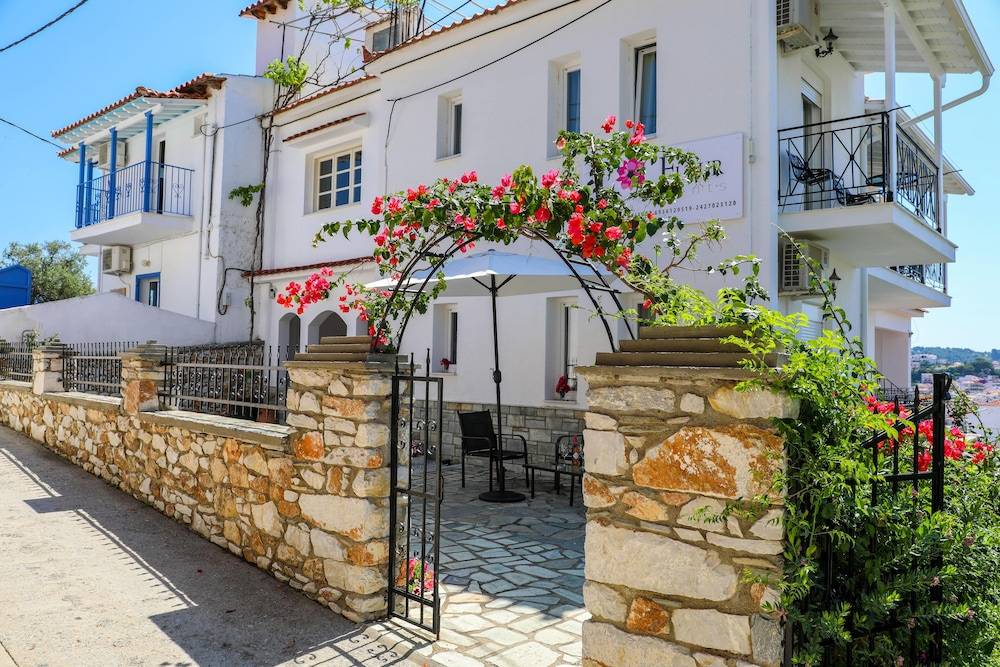 La FLEUR apartments 1