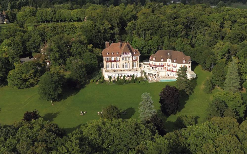 Le Château de la Tour 1