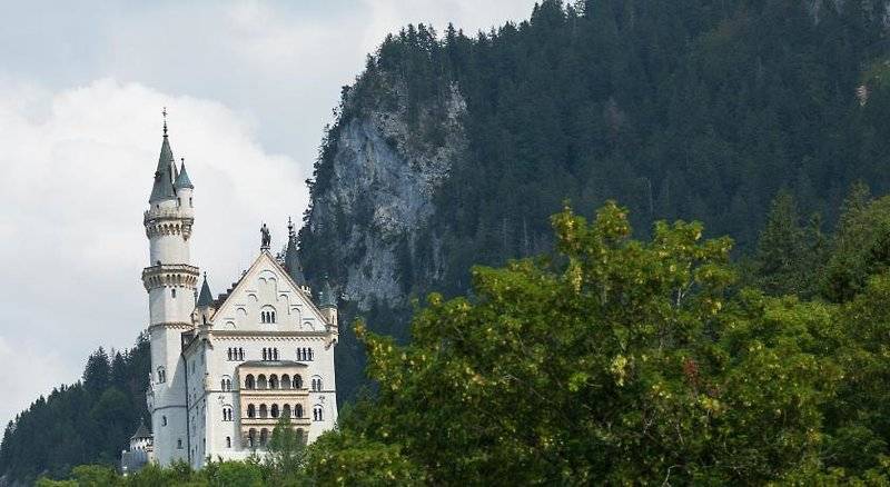 Hotel Pension Schwansee 1
