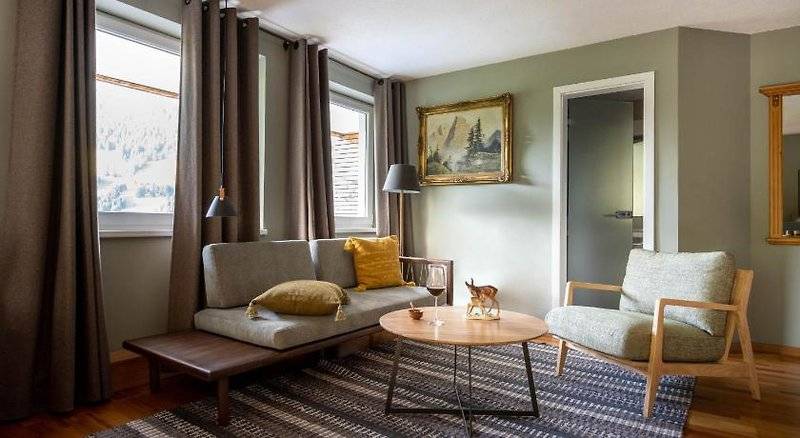 Boutique Hotel Bellevue Lermoos 1