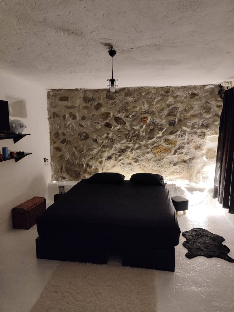 Pyrgi Artemis Place 2