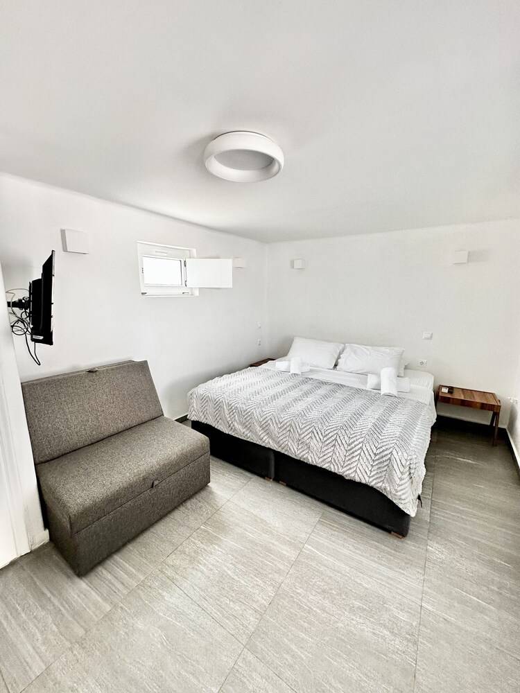Mykonos Eight 2