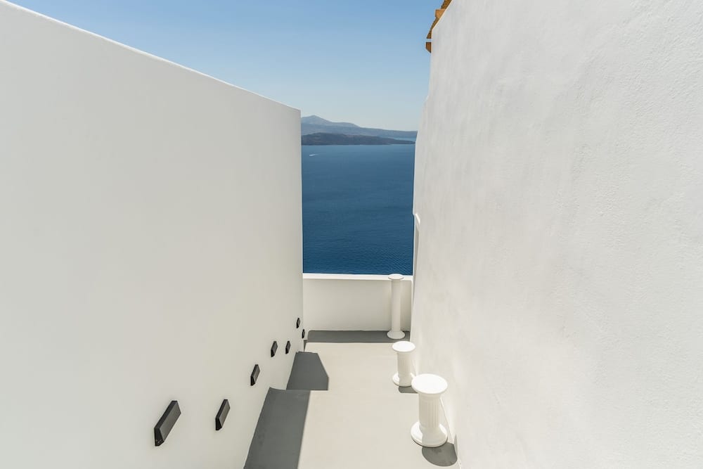 Evanthia Best View Thirassia Island Hotel 2