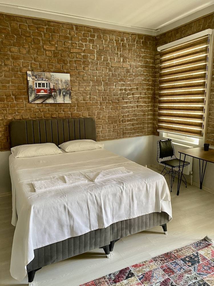 Zelya Istanbul Flats 2