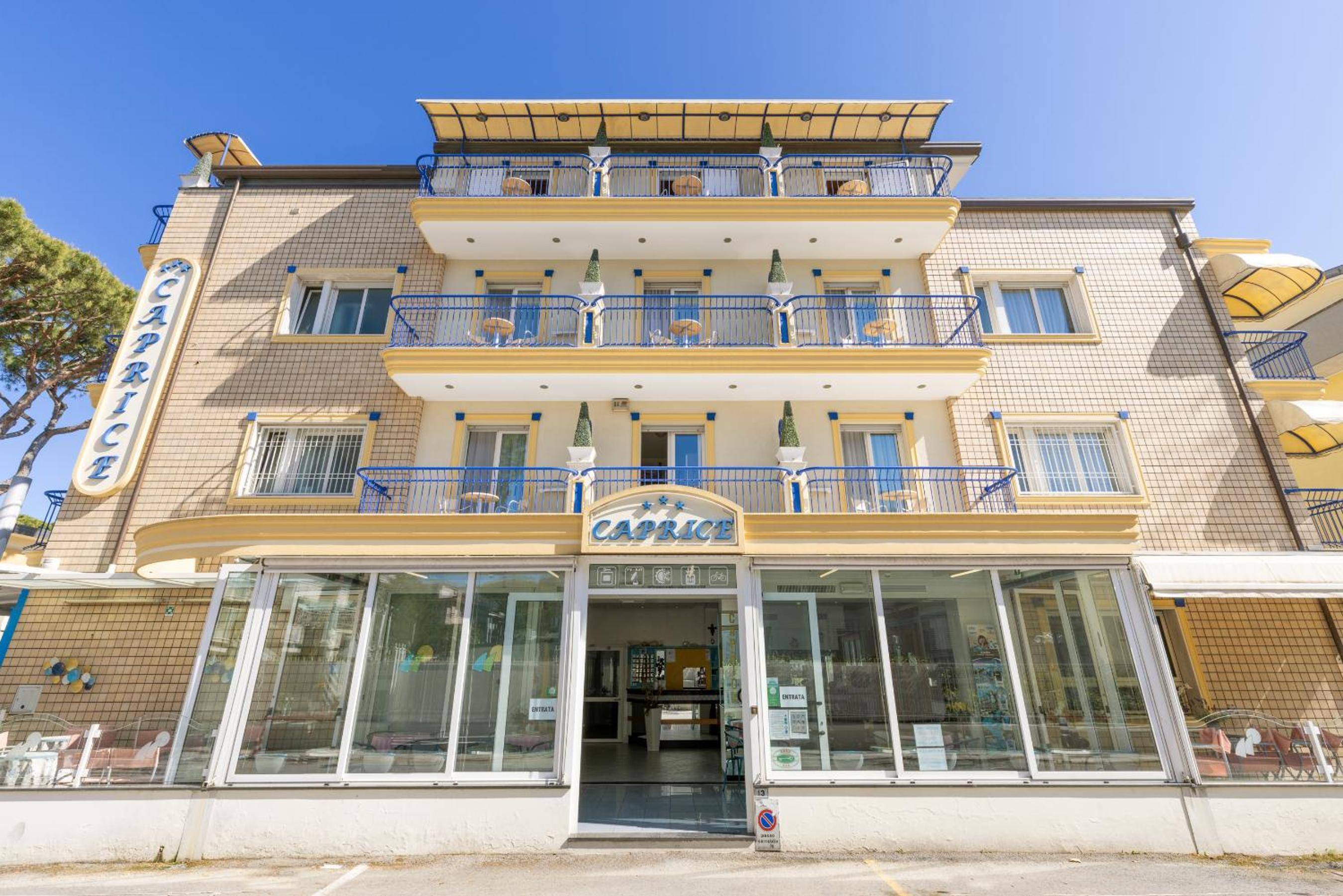 Hotel Caprice B&BRUNCH - in centro a Riccione 2