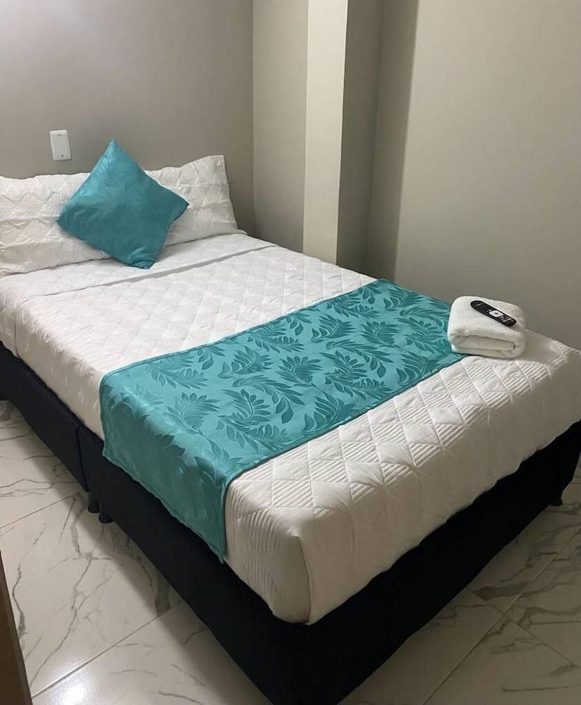 HOTEL LUXEM 1