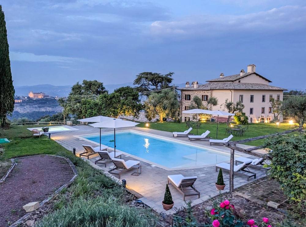 Pietra Campana Italian Villa Orvieto 1