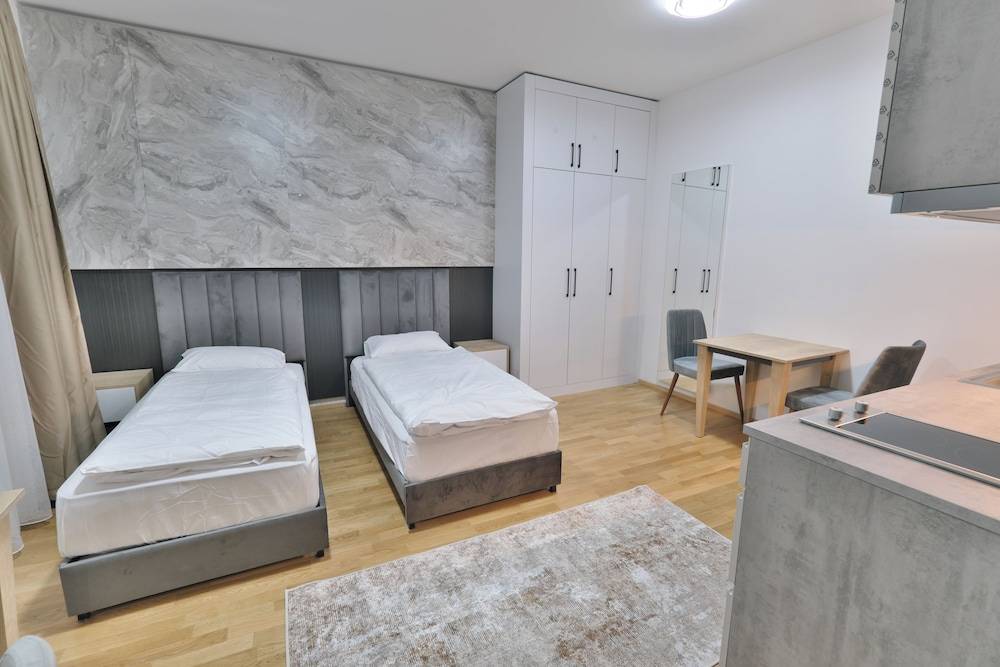 Vienna Lotus Apartments 1
